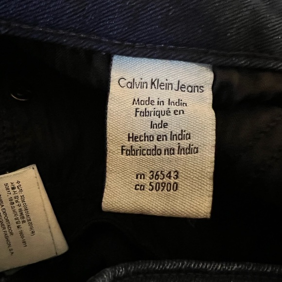 Calvin Klein Skinny Jeans - Picture 9 of 9